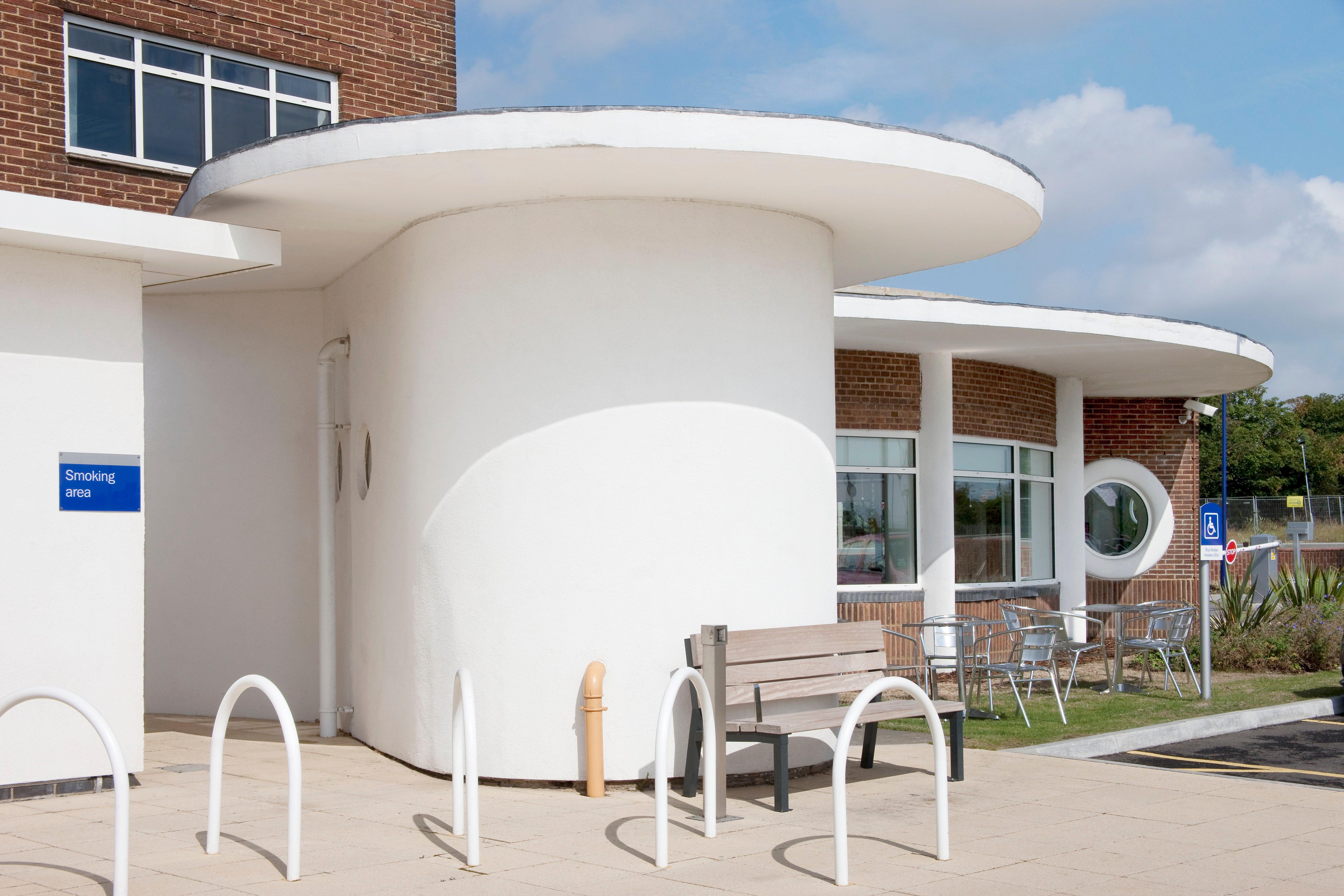 Holiday Inn Express Ramsgate - Minster By Ihg Exterior photo
