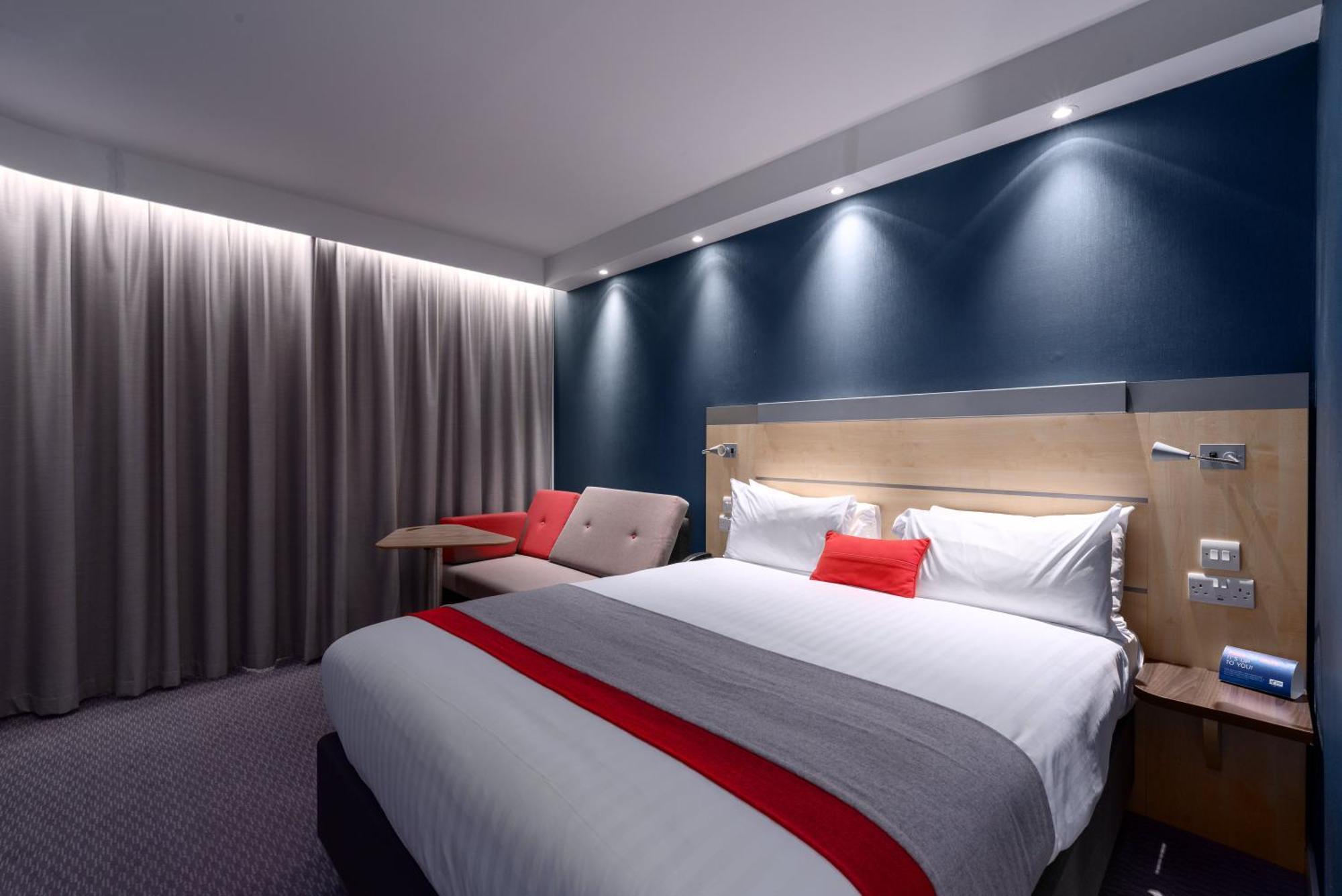 Holiday Inn Express Ramsgate - Minster By Ihg Exterior photo